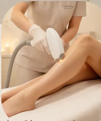 Séance d'épilation laser sur les jambes au cabinet Poesia